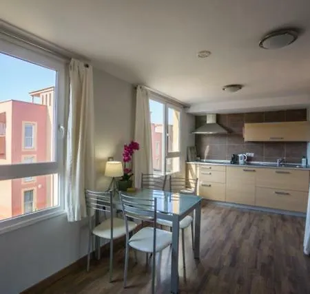 Spacious Loft With Views Apartamento *