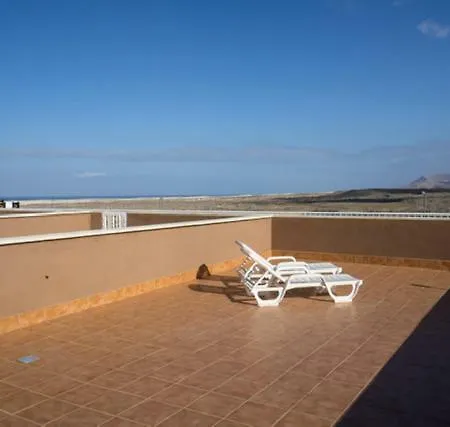 Spacious Loft With Views La Oliva